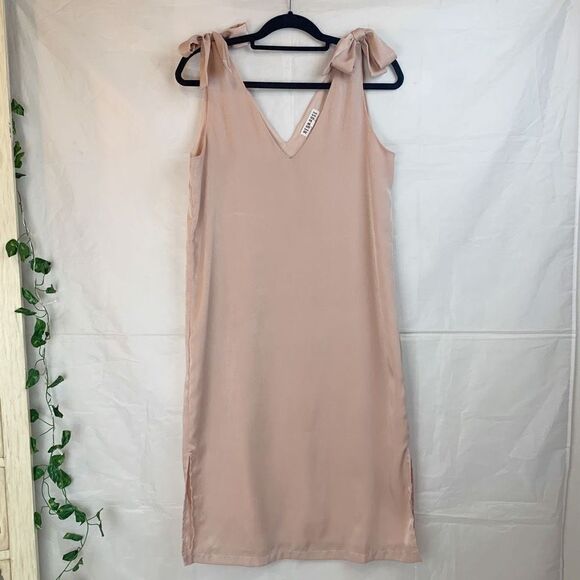 Neon Rose Shimmery Pink Bow Sleeve V Neck Shift Dress Size Small - Picture 1 of 11